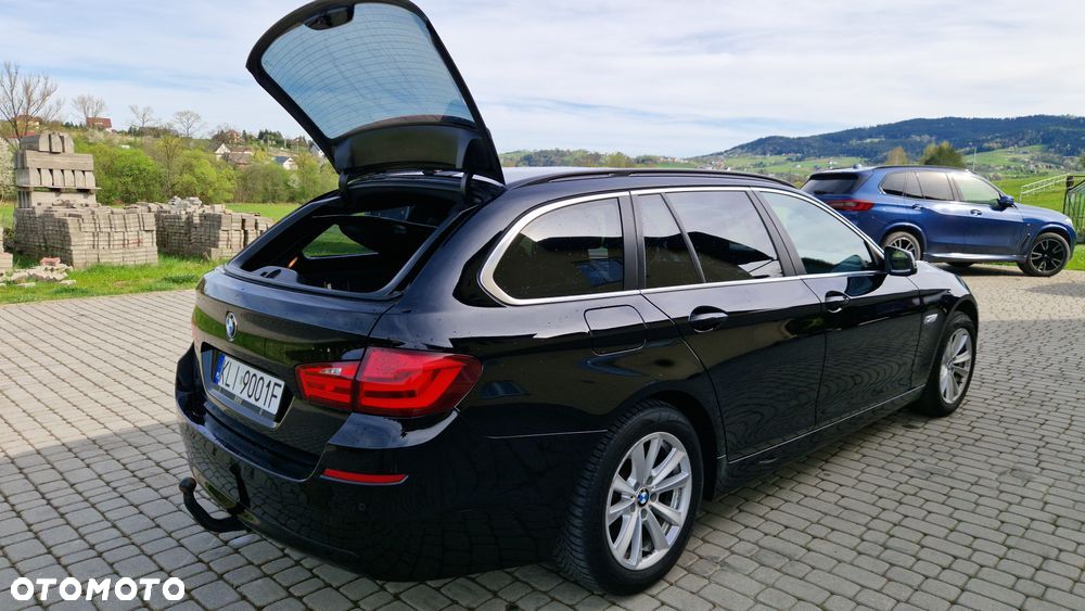 BMW Seria 5 525d Sport-Aut - 7