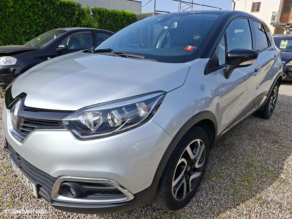 Renault Captur 0.9 TCE Exclusive - 2