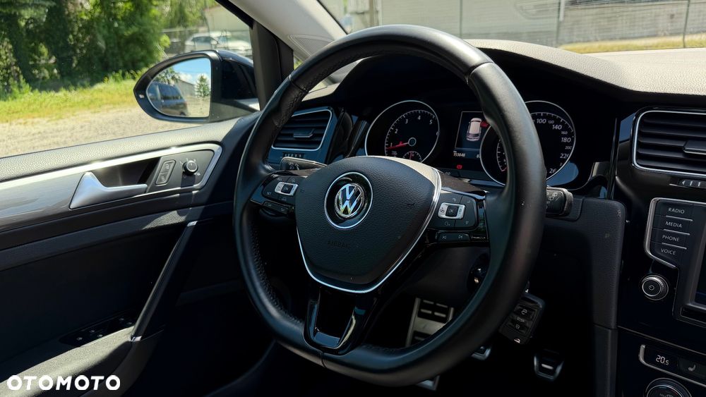Volkswagen Golf 1.4 TSI BlueMotion Technology Allstar - 29