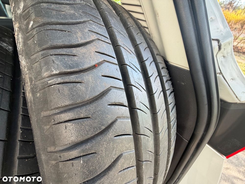 Ford Focus 1.6 Trend - 10