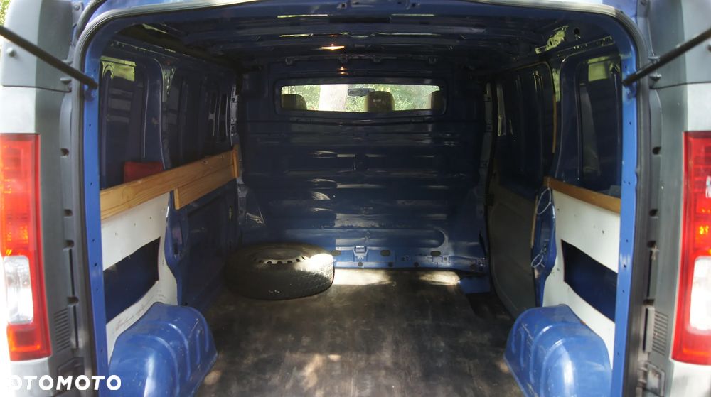 Opel VIVARO - 8