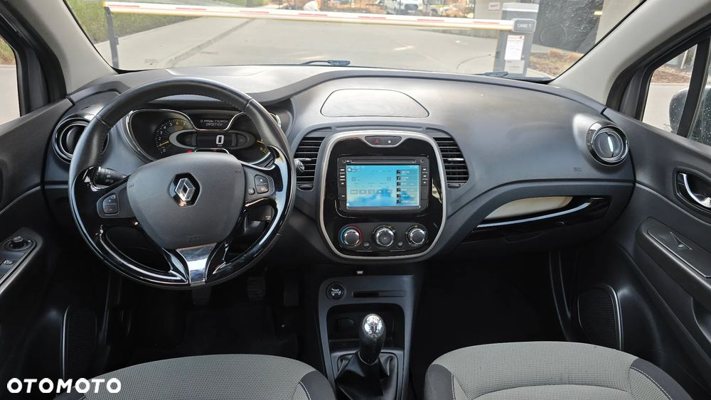 Renault Captur 0.9 Energy TCe Life EU6 - 15