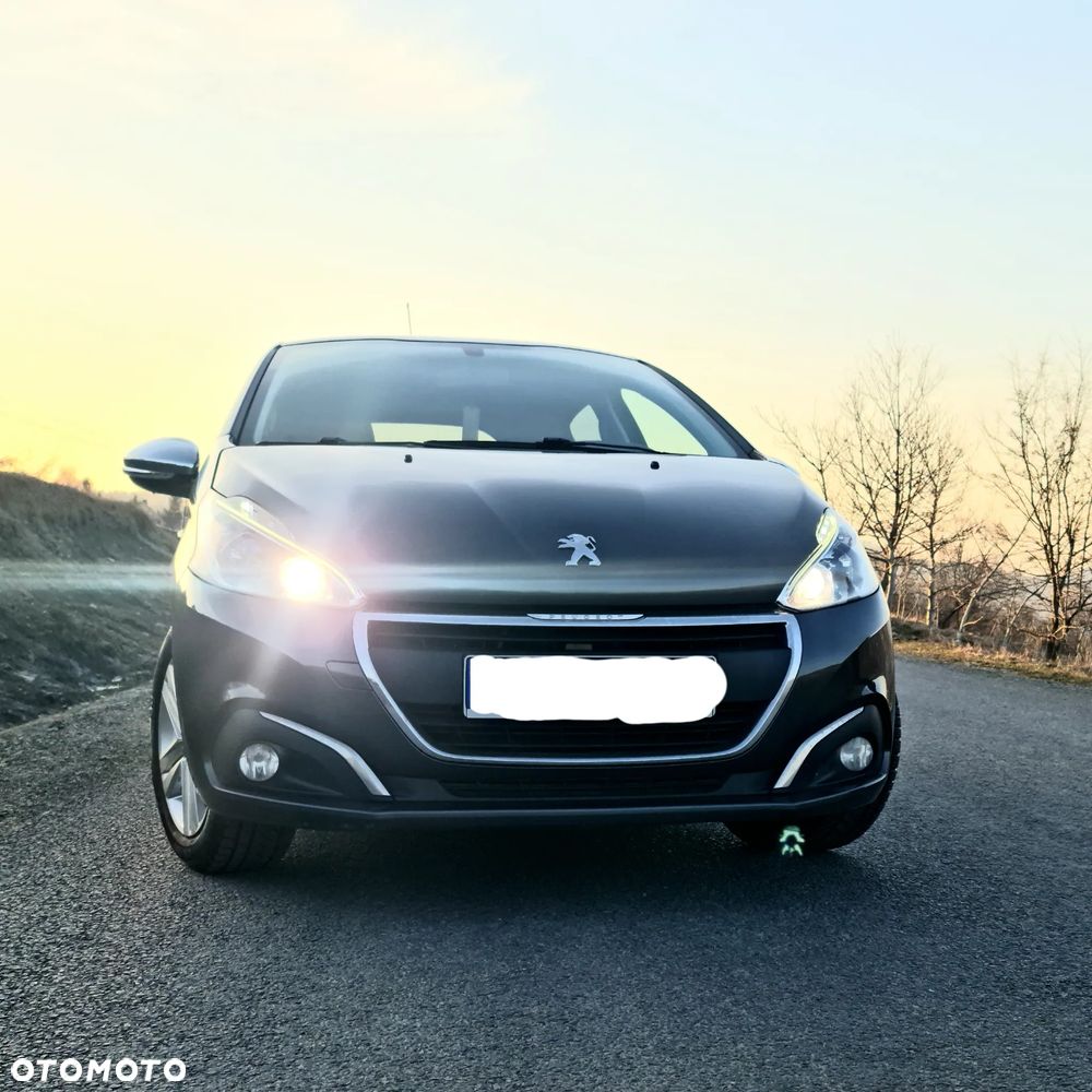 Peugeot 208 82 PureTech Style - 1