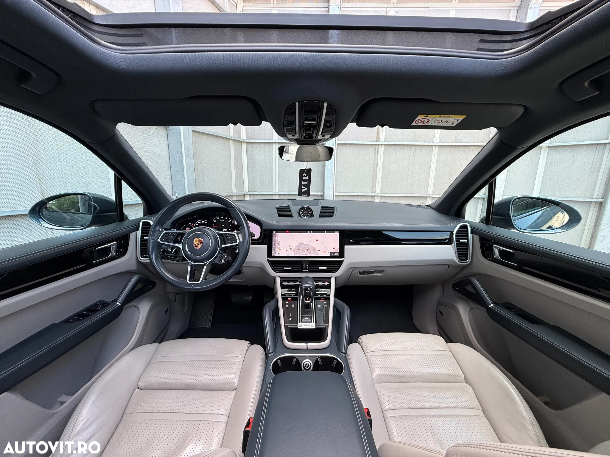 Porsche Cayenne Standard - 28