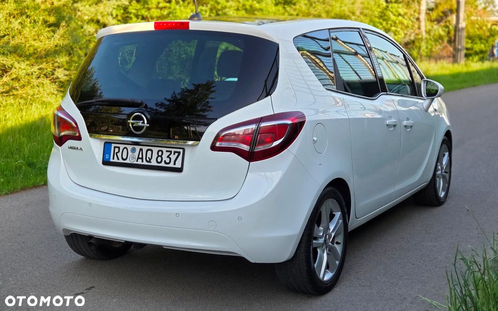 Opel Meriva 1.4 T Essentia S&S - 14