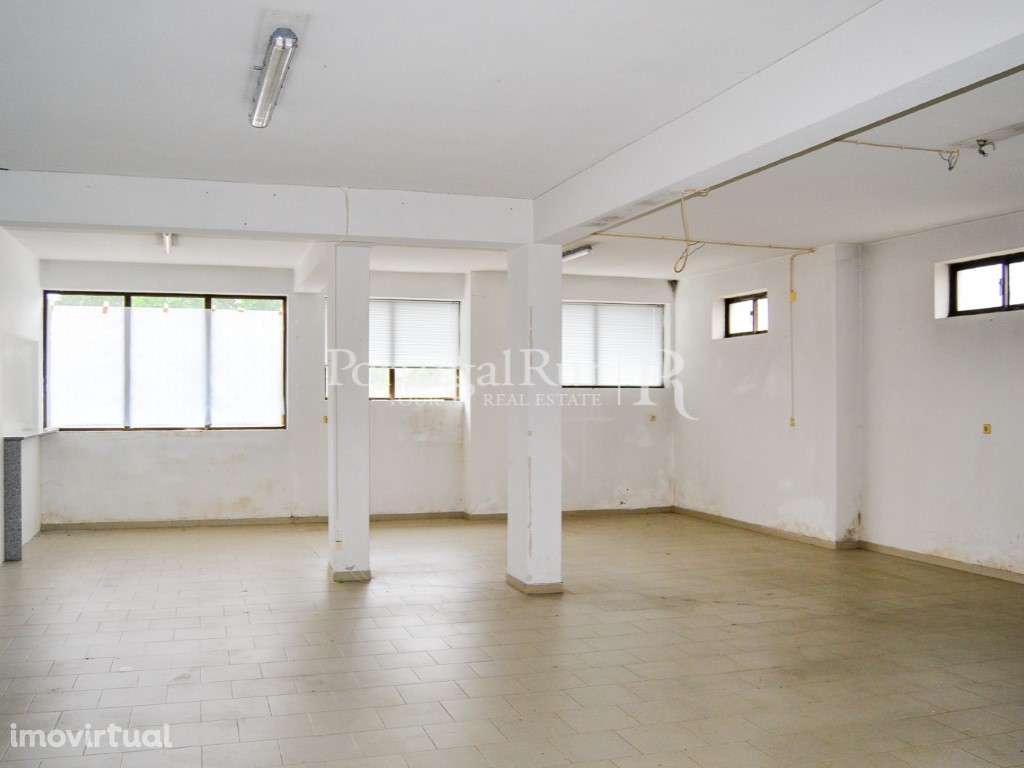 Espaço comercial com 142 m2 em Proença-a-Nova - Grande imagem: 2/18