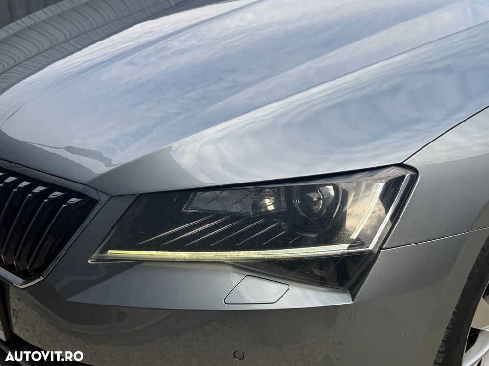 Skoda Superb 2.0 TDI DSG Style - 21