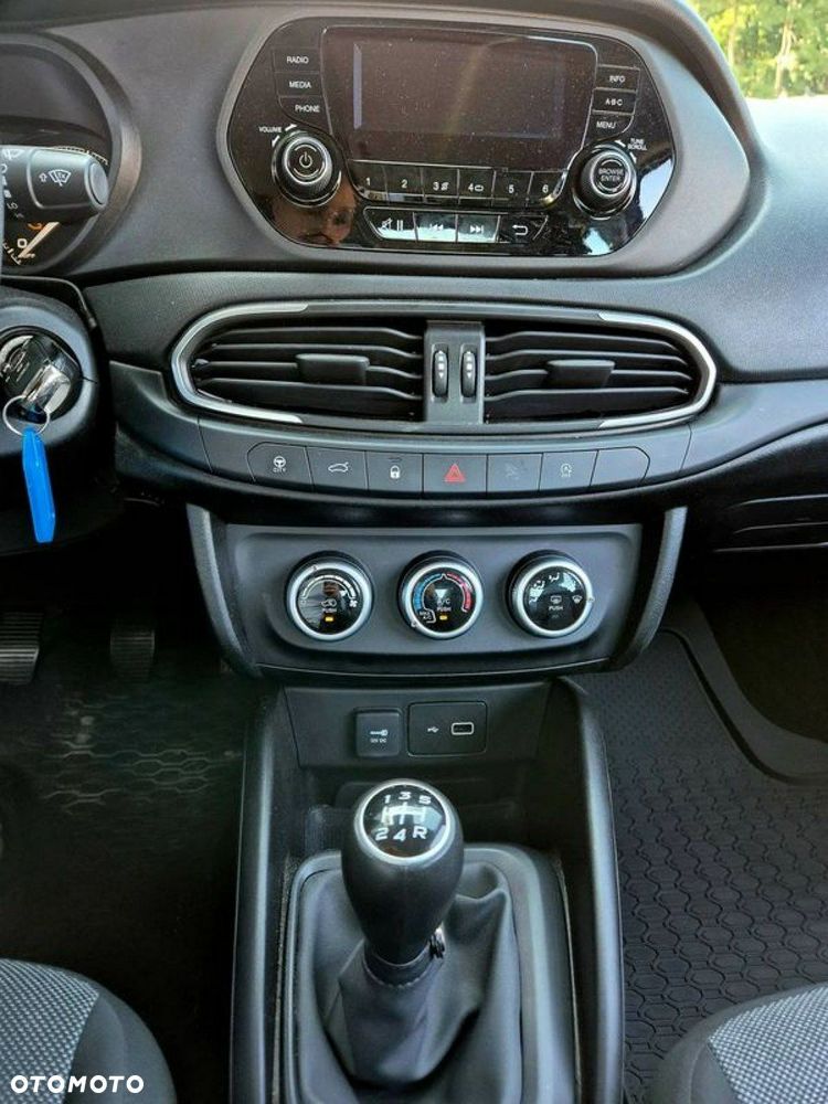 Fiat Tipo 1.0 T3 - 19