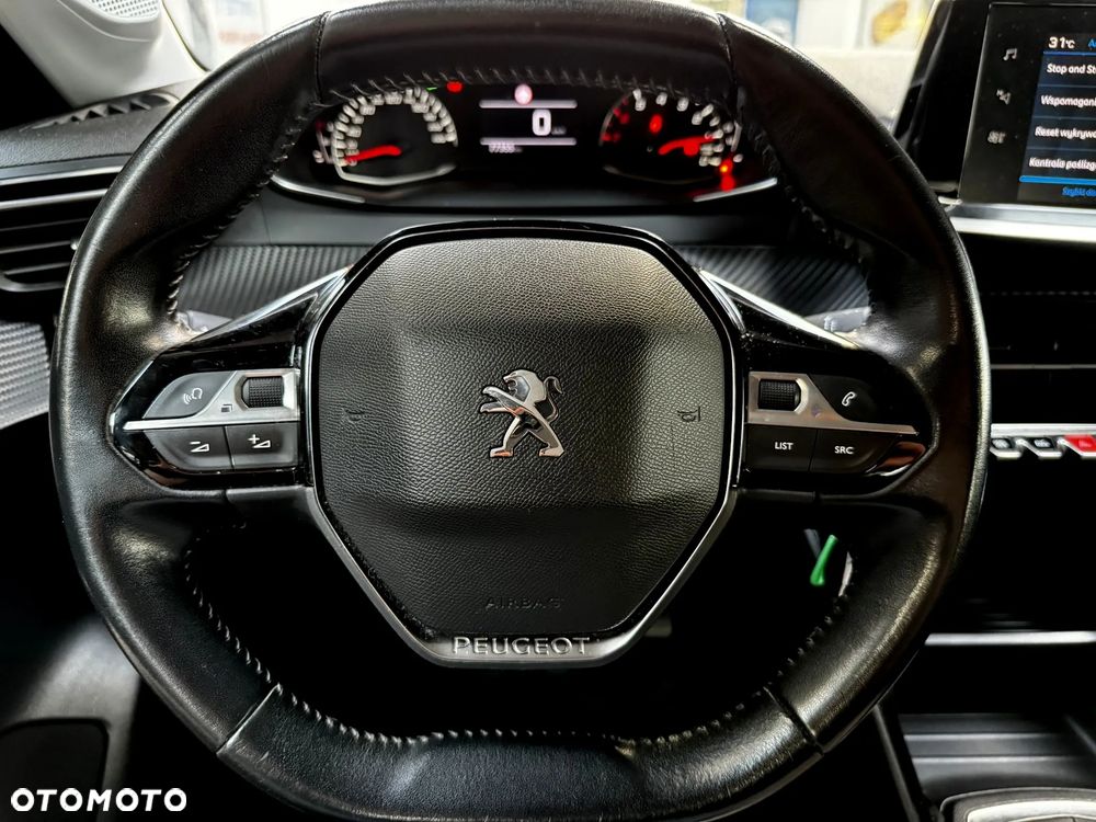 Peugeot 208 1.2 PureTech Active Pack S&S - 17