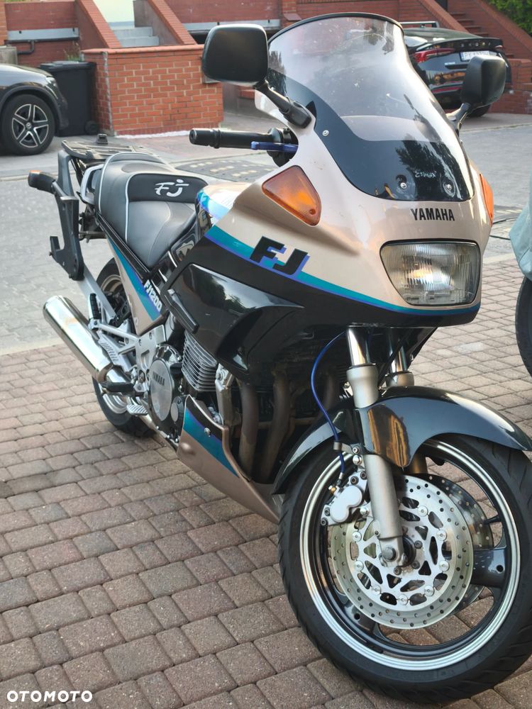 Yamaha FJ - 35