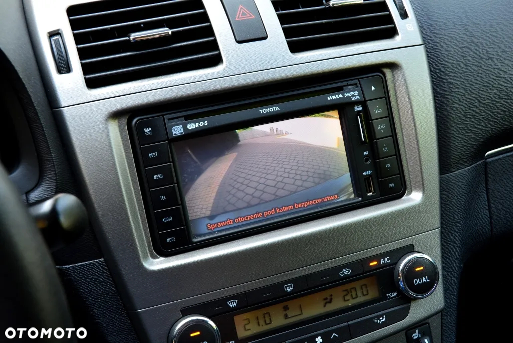 Toyota Avensis 1.8 Sol plus NAVI - 10
