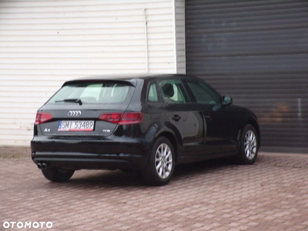 Audi A3 Sportback - 10
