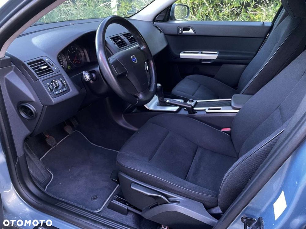 Volvo V50 - 13