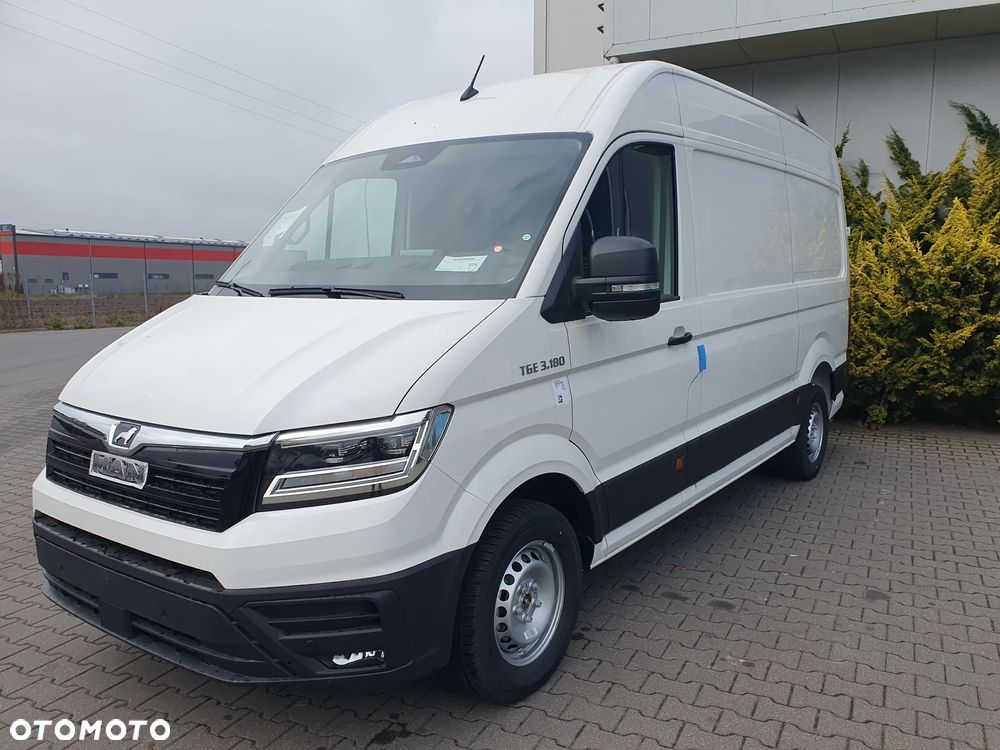 MAN TGE 3.180 4X2F SB