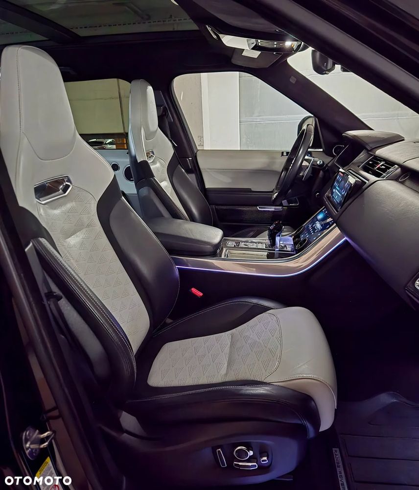 Land Rover Range Rover Sport - 29