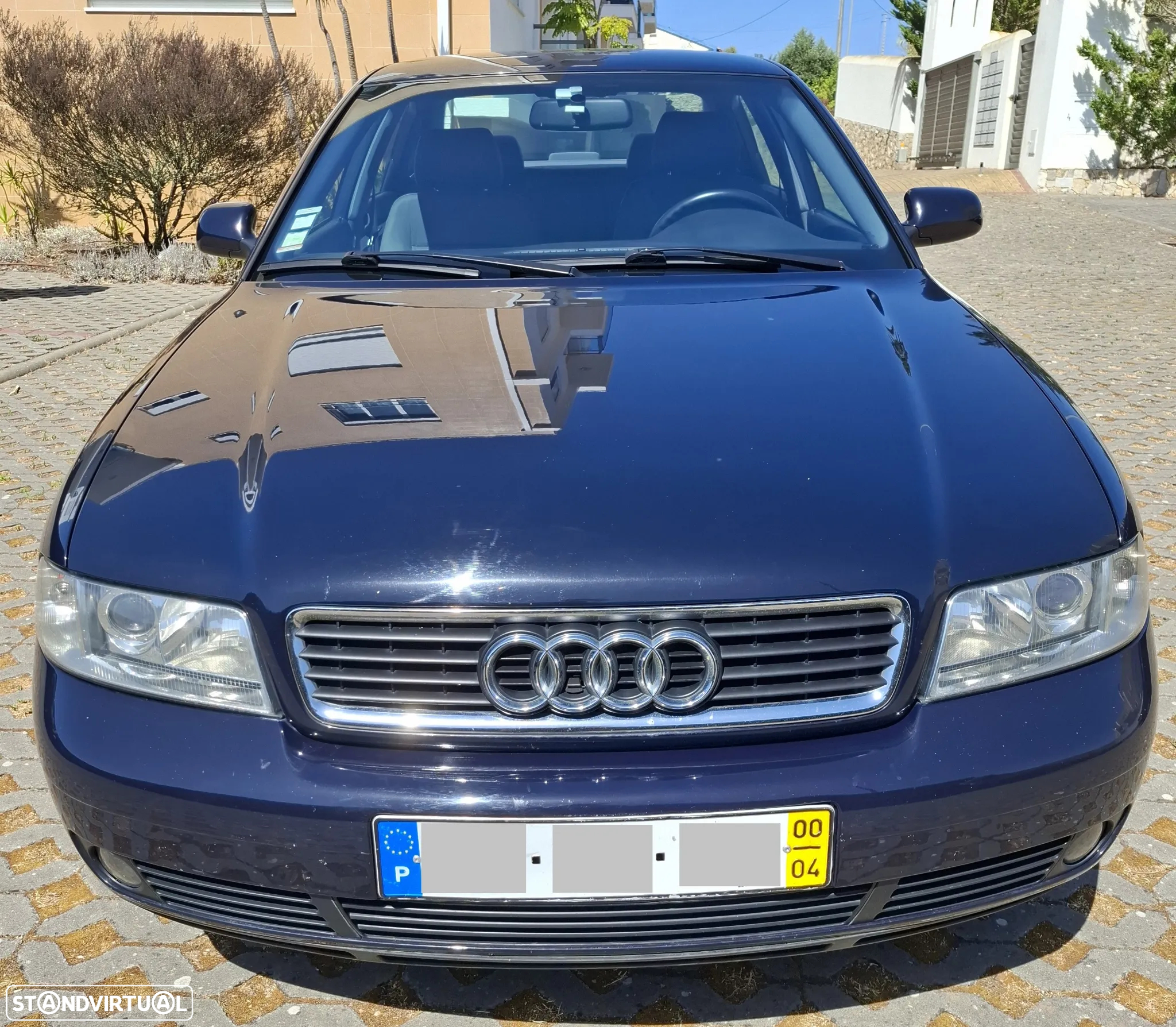 Audi A4 1.9 TDI Attraction - 3