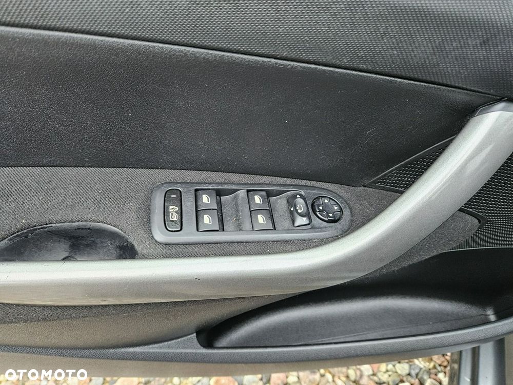 Peugeot 308 - 15