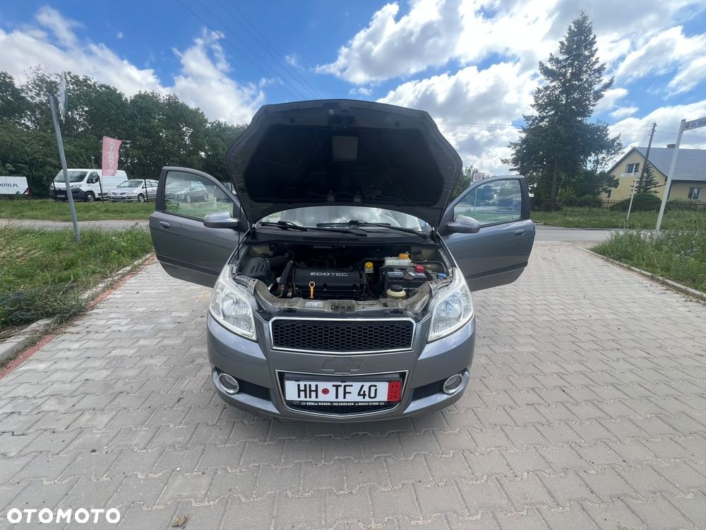 Chevrolet Aveo - 9