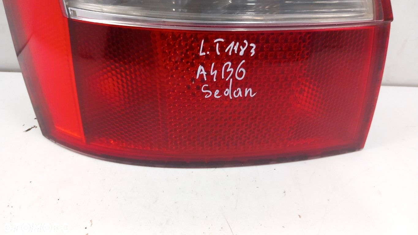 AUDI A4 B6 SEDAN LAMPA TYŁ LEWA ORGINAŁ - 2