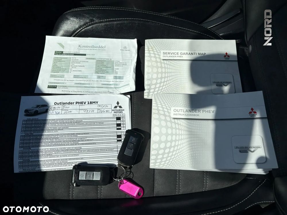 Mitsubishi Outlander 2.0 4WD Plus - 35