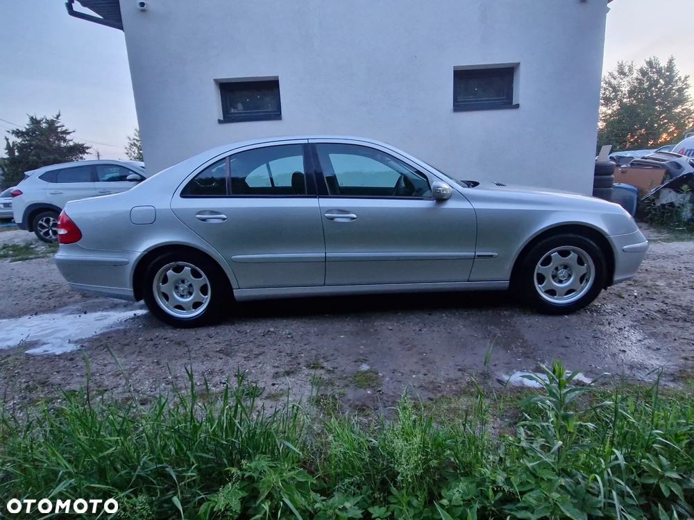 Mercedes-Benz Klasa E 200 Kompressor Automatik Elegance Sport Edition - 4