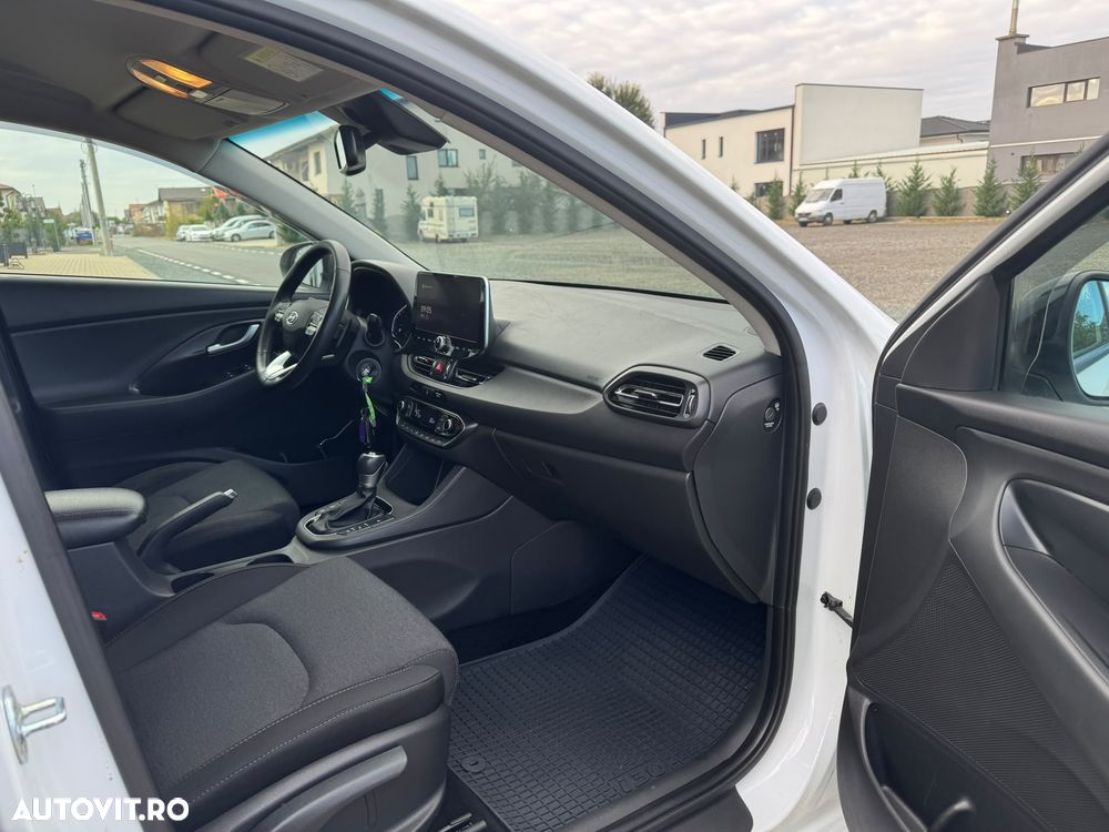 HYUNDAI i30 2021 — imagine 9