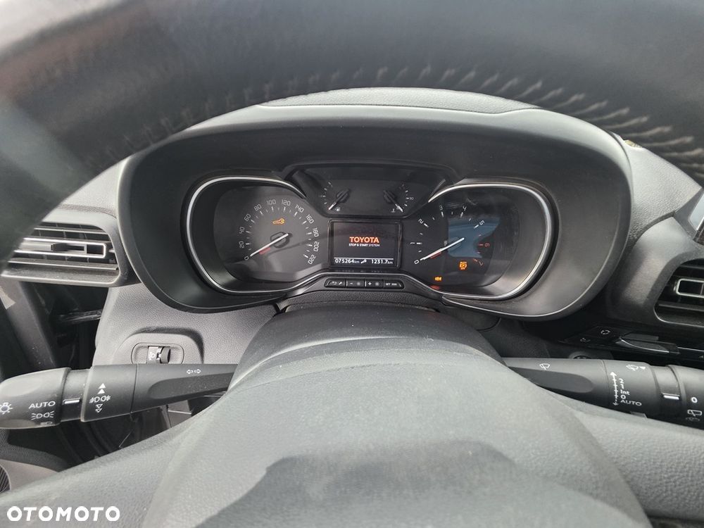 Toyota Proace City Verso Long 1.5 D-4D Family - 19
