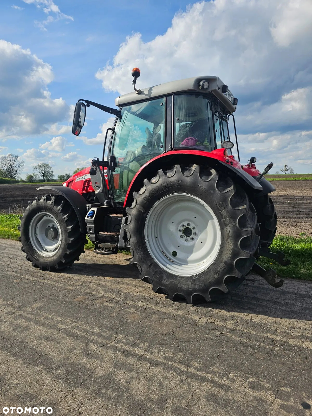 MASSEY FERGUSON 5712 S 2018r - 3