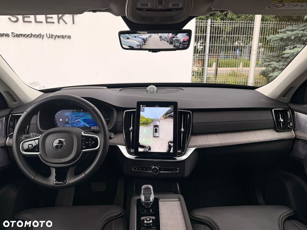 Volvo XC 90 - 25