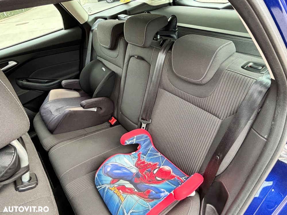 Ford Focus - 7