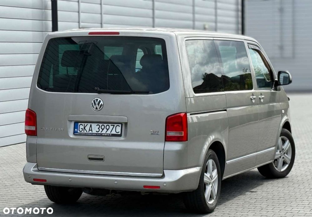 Volkswagen Multivan - 5