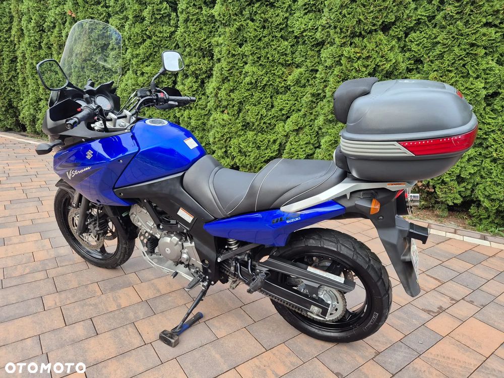 Suzuki V-STROM - 4