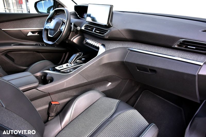 Peugeot 5008 PureTech 130 EAT8 Stop & Start Allure Business-Paket - 24