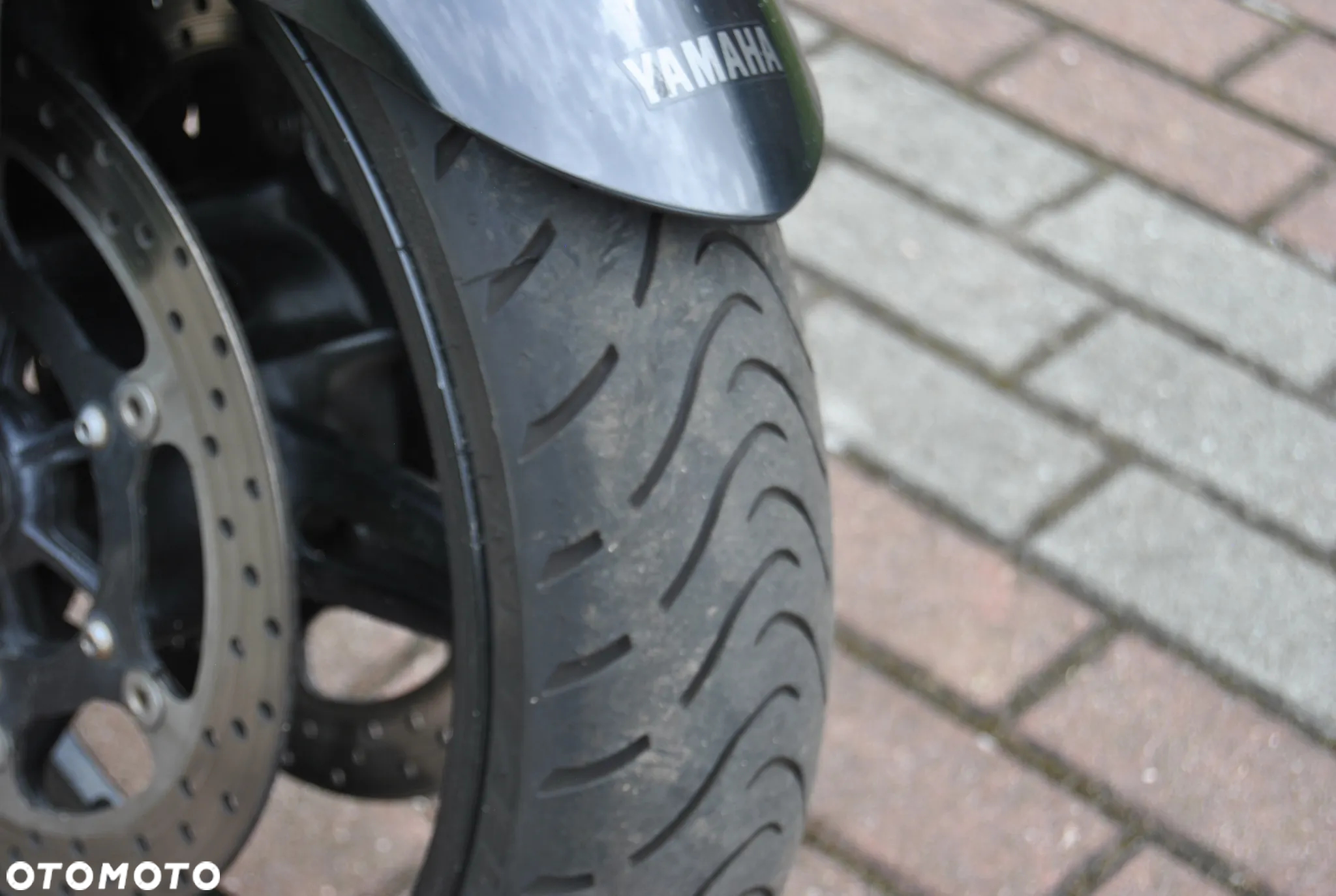 Yamaha FJR - 29