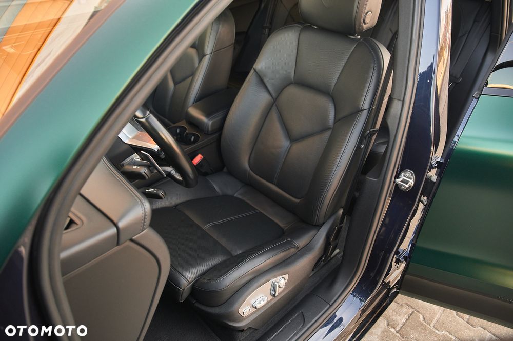 Porsche Macan - 23