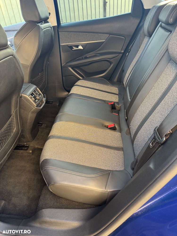 Peugeot 3008 PureTech 130 Stop & Start GPF EAT8 Allure - 12