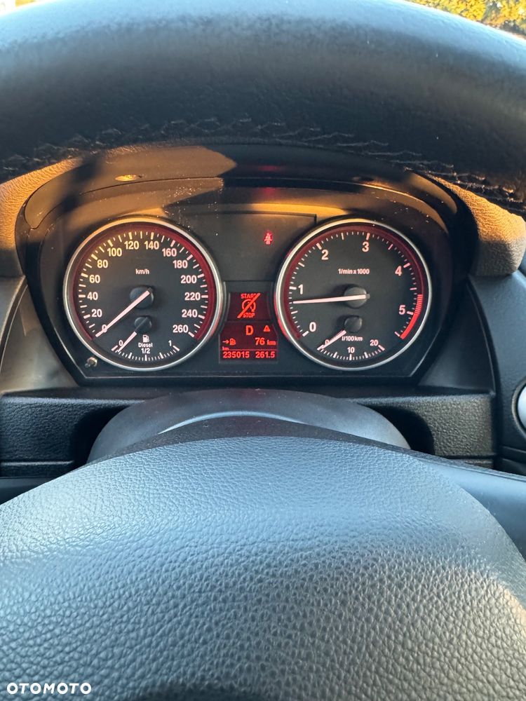BMW X1 - 11