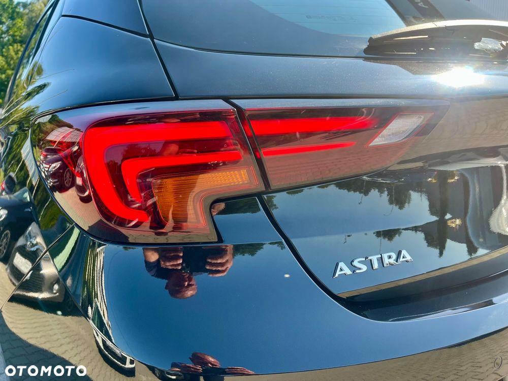 Opel Astra 1.4 Turbo Business - 18