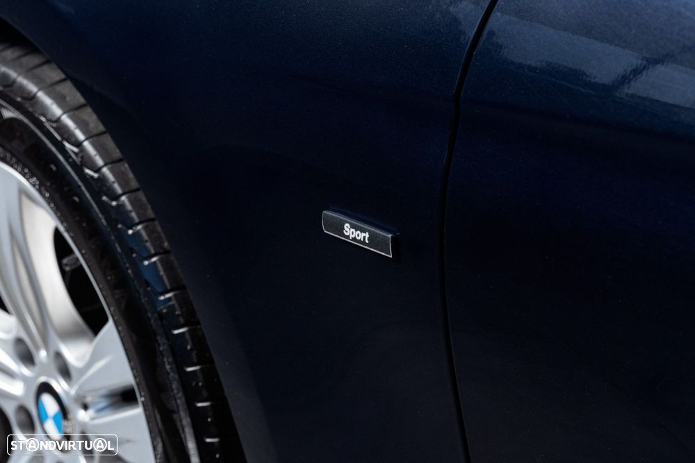 BMW 318 d Touring Line Sport - 10