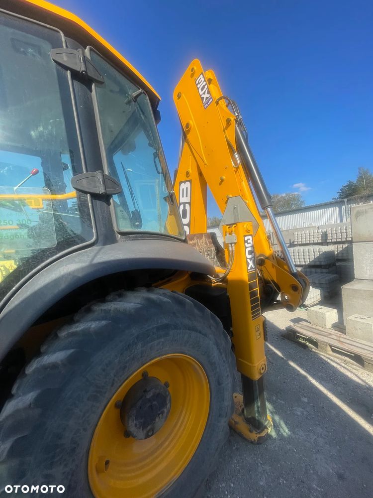 JCB 3CX PLUS - 19