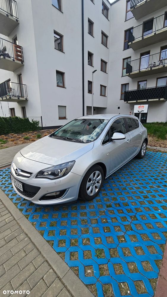 Opel Astra - 1