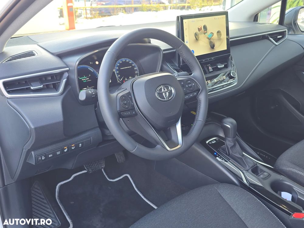 Toyota Corolla 1.8 HSD Business - 16