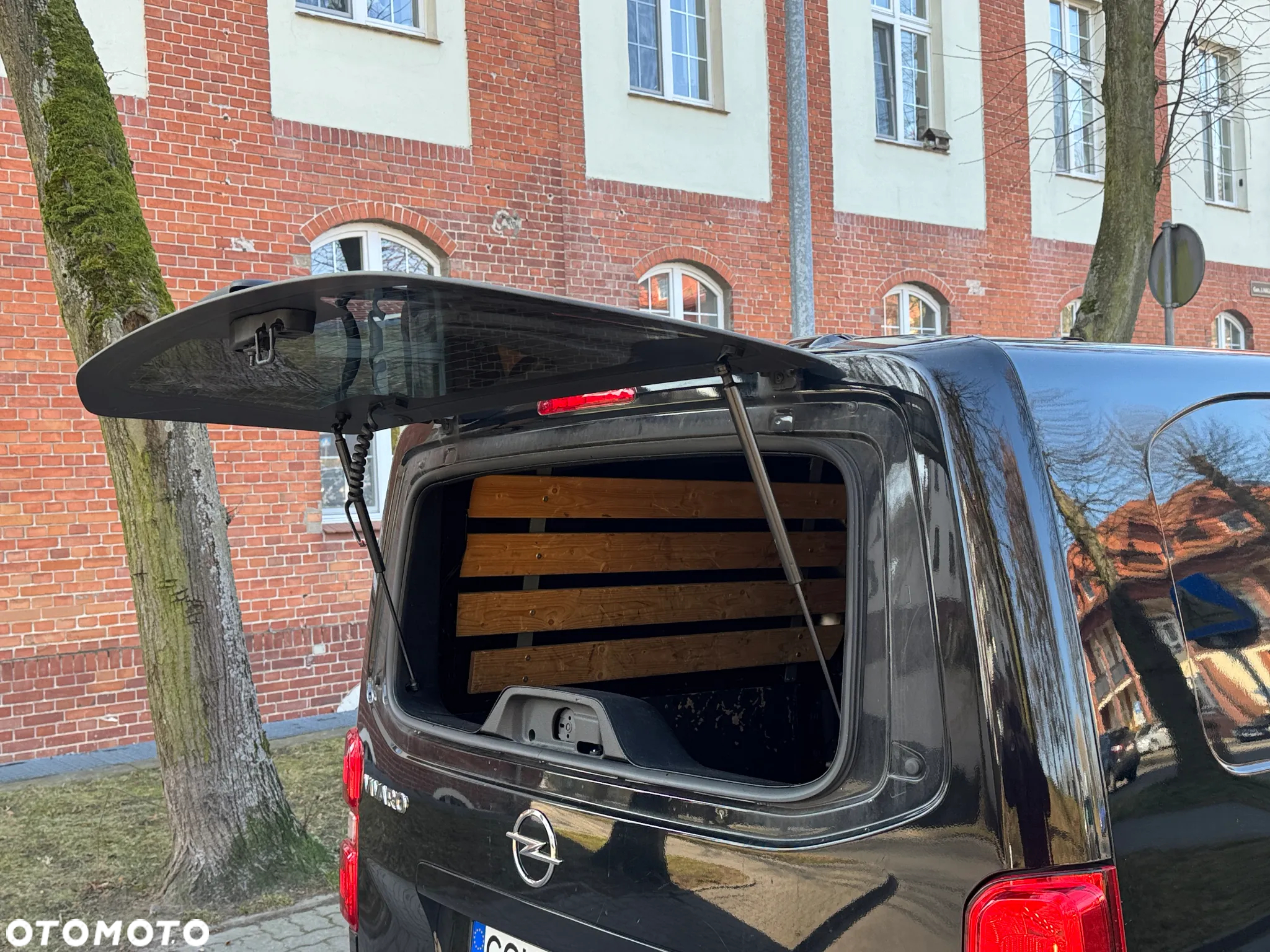 Opel VIVARO - 28