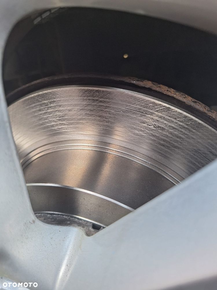 Hyundai Tucson 1.7 CRDI BlueDrive GO Plus 2WD DCT - 13