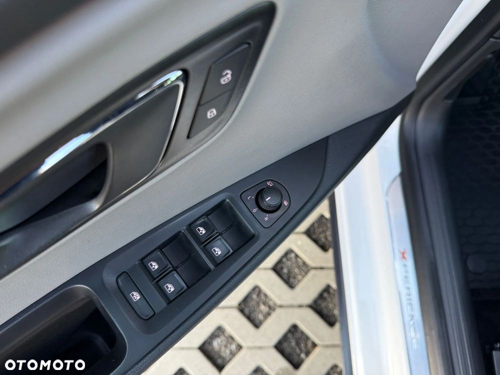 Seat Leon ST 2.0 TDI Start&Stop 4Drive DSG X-Perience - 19