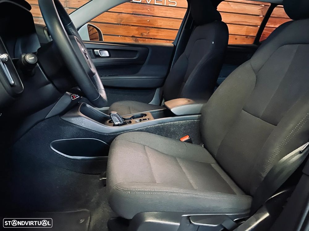 Volvo XC 40 1.5 T3 Momentum Core Geartronic - 7