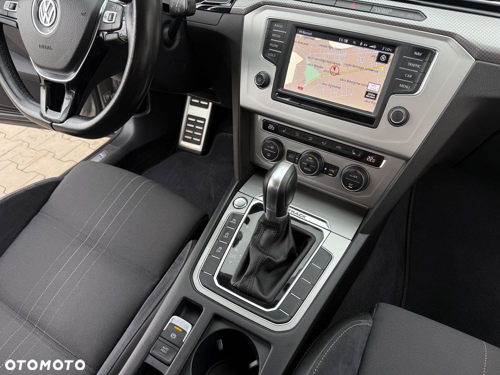 Volkswagen Passat Alltrack 2.0 TDI SCR 4Motion DSG (BMT) - 31