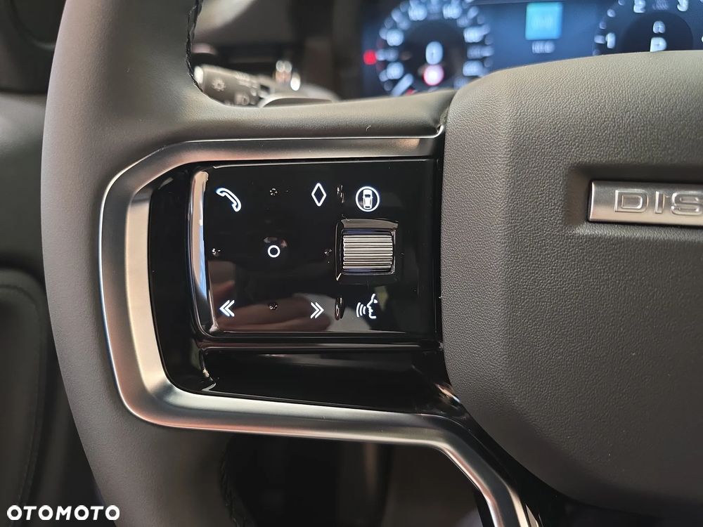 Land Rover Discovery Sport - 11