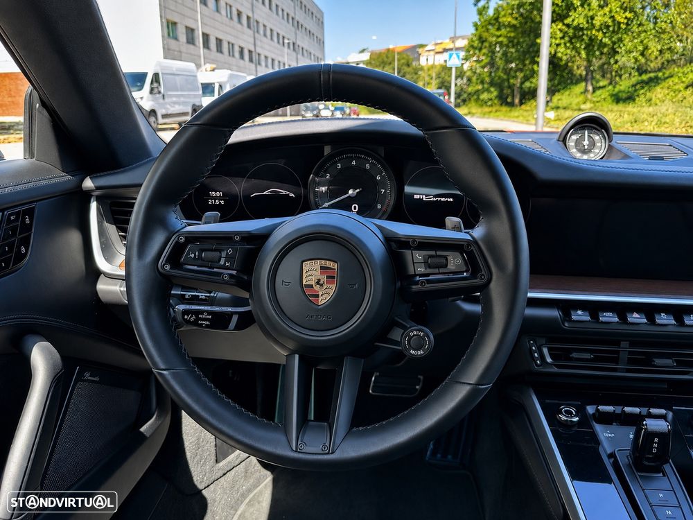 Porsche 911 (992) - 14