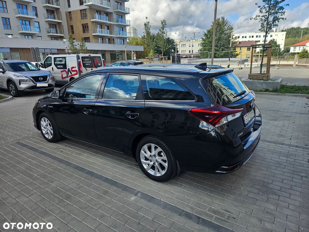 Toyota Auris Hybrid 135 Premium - 7